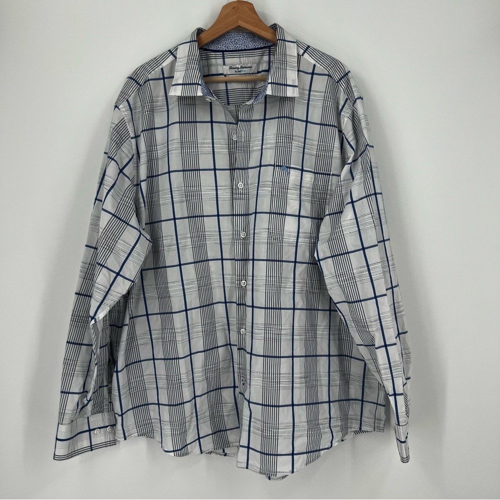 Tommy Bahama White and Blue Casual Button Down Shirt